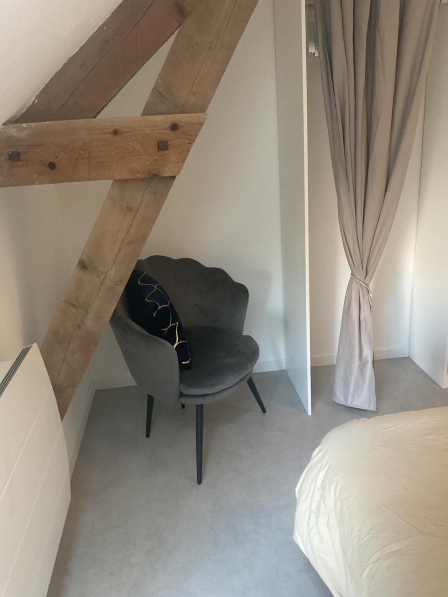 Maison Cosy Avec Exterieur Et Piscine Partagee Mespaul Экстерьер фото